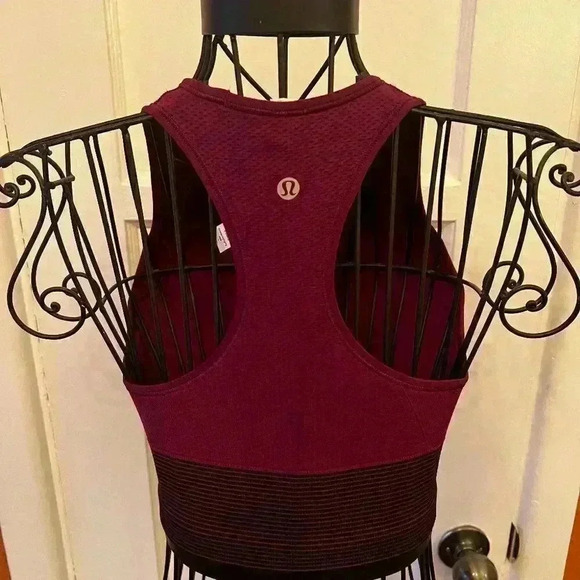 Lululemon Ebb to Train Bra-Burgundy Size 4 - Picture 2 of 3